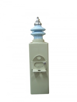 電容器
