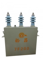 電容器